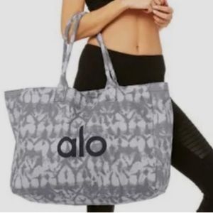 Alo shopper bag brandnew